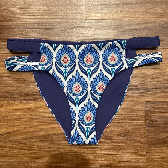 TAVIK Palm Desert Bikini Bottom - Picture 1 of 3